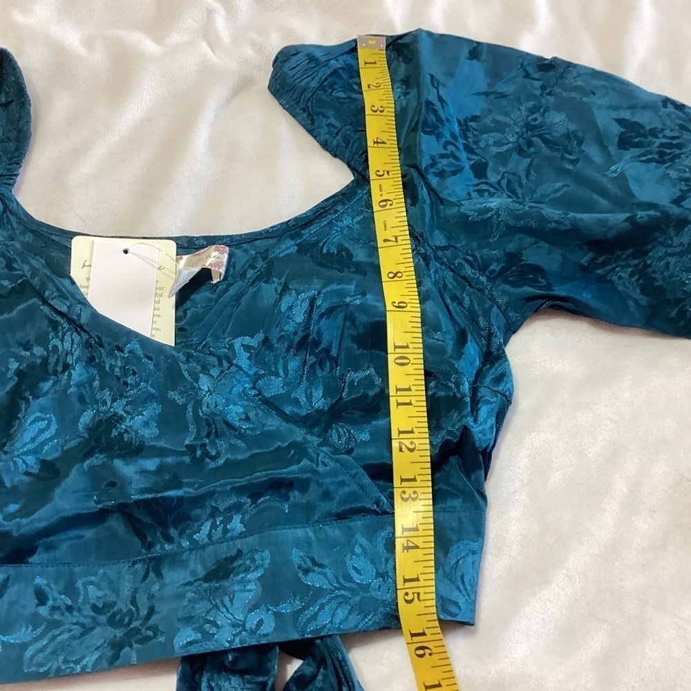 NEW B.O.G. Collective Band of the Free Camille Deep Teal Crossover Crop Top XS - Picture 8 of 9